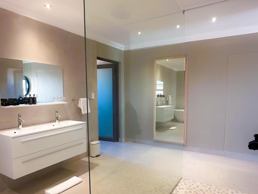 Bagatelle Kalahari Boutique Farmhouse Lodge Mariental Buitenkant foto