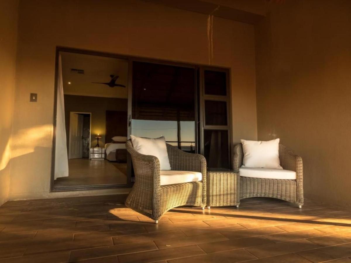 Bagatelle Kalahari Boutique Farmhouse Lodge Mariental Buitenkant foto